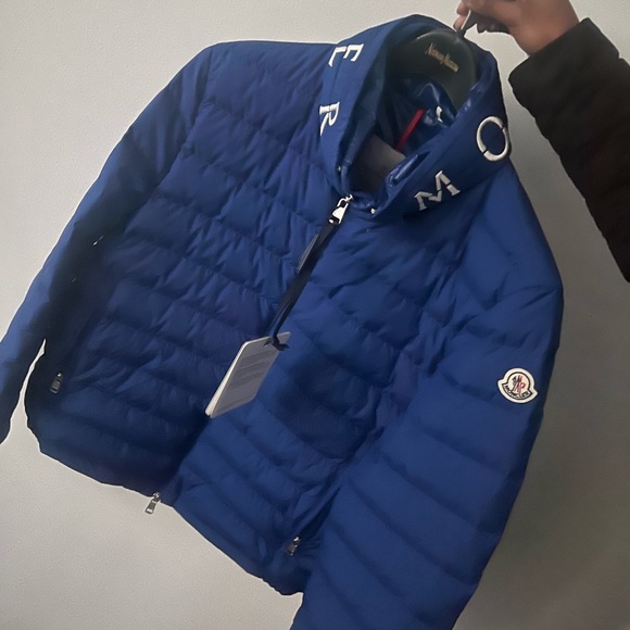 Moncler Puffer Medium